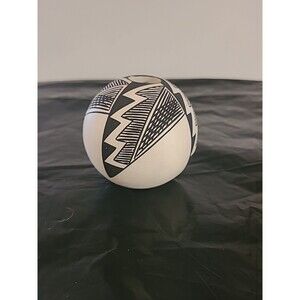 Acoma Pueblo Native American Indian Geometric Pottery Vtg Seed Pot Round Signed